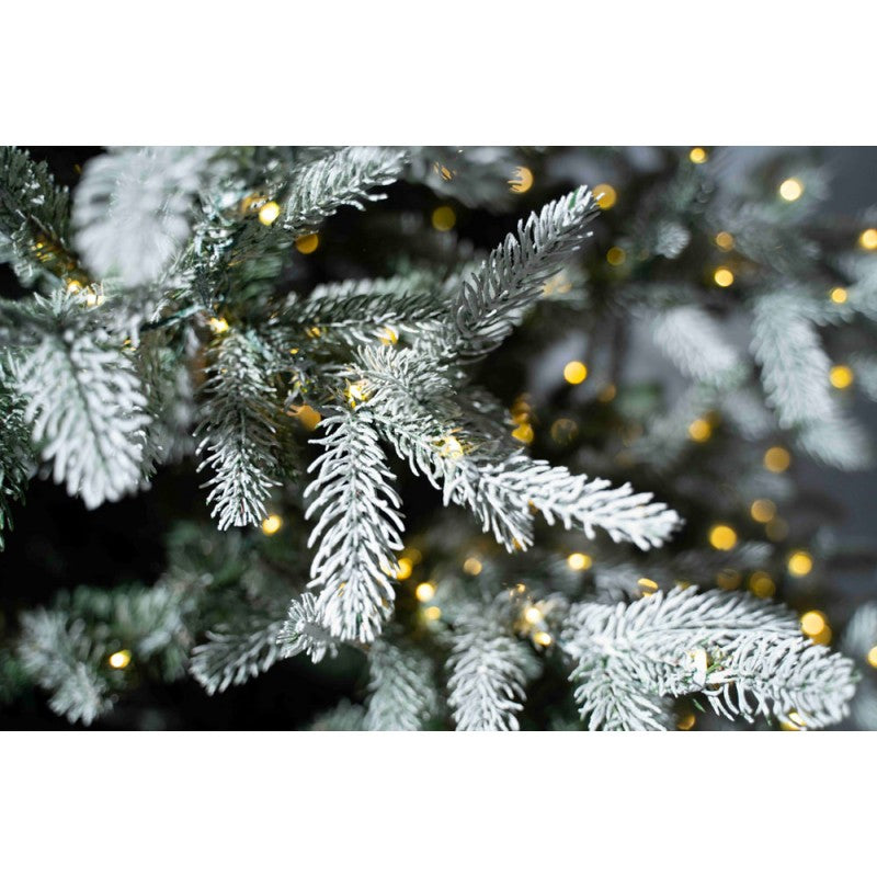 Albero di Natale innevato con luci led Nicolai | Xone