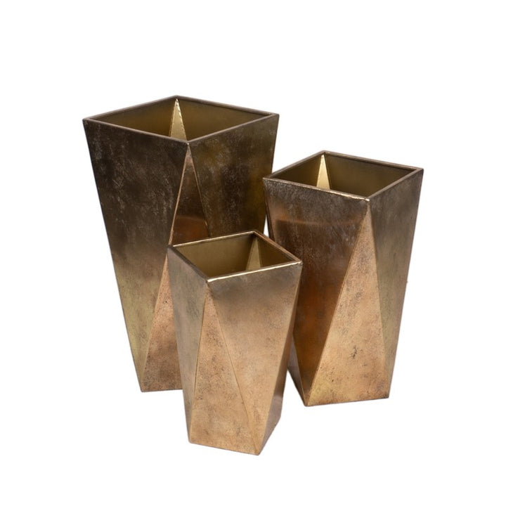 Vaso alto oro squadrato in metallo